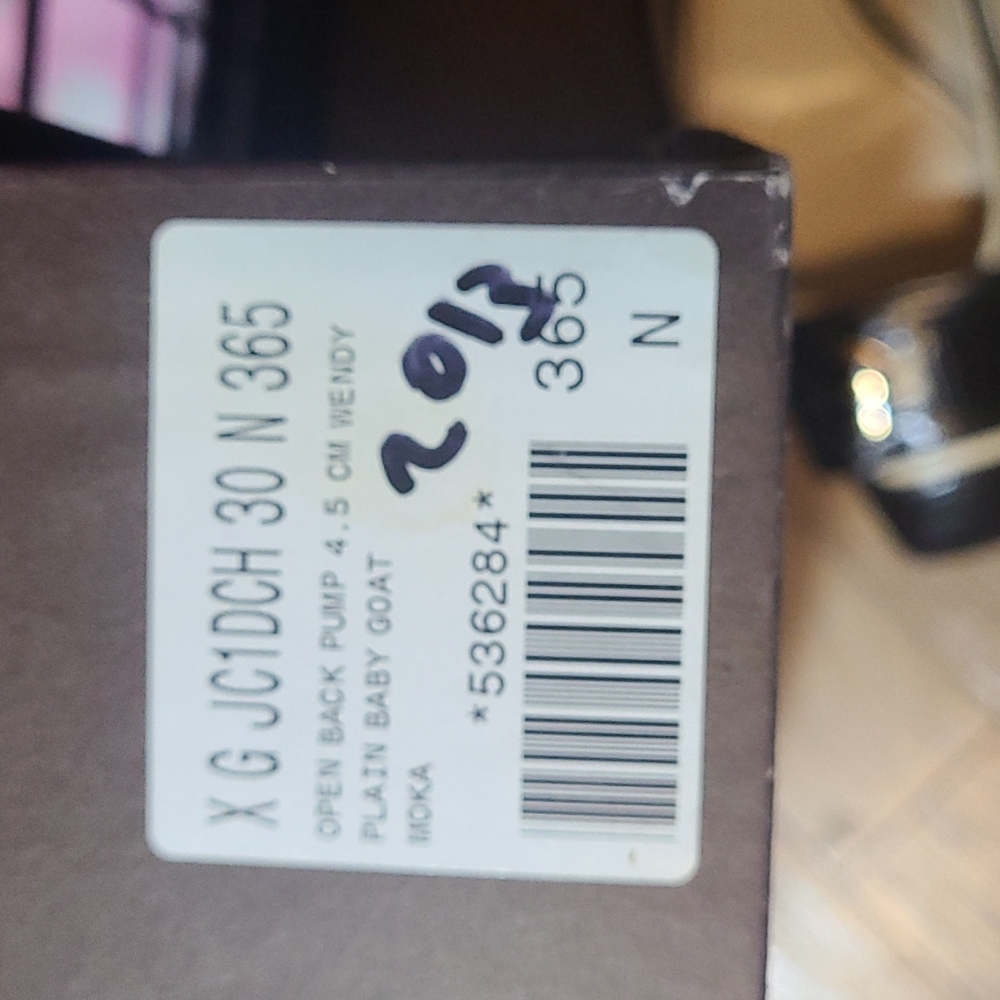 LV Squaretip Slingbacks - Picture 7 of 7